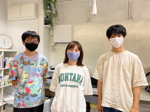 カタリバの戸田寛明さん（右）「中高生を対象に居場所を開設しました」