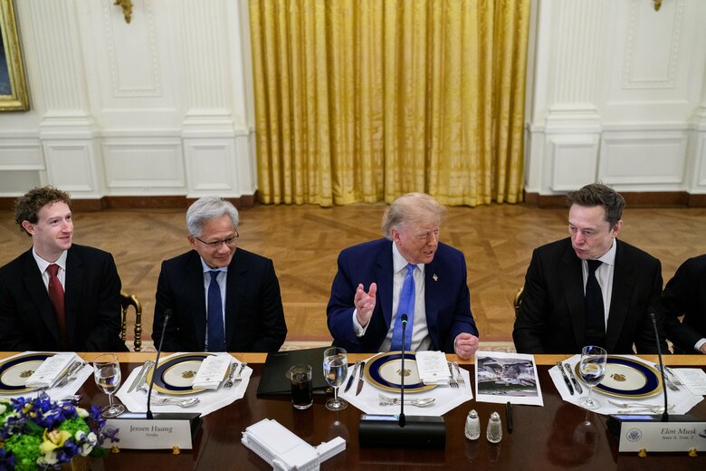 トランプ氏とAI企業のトップら