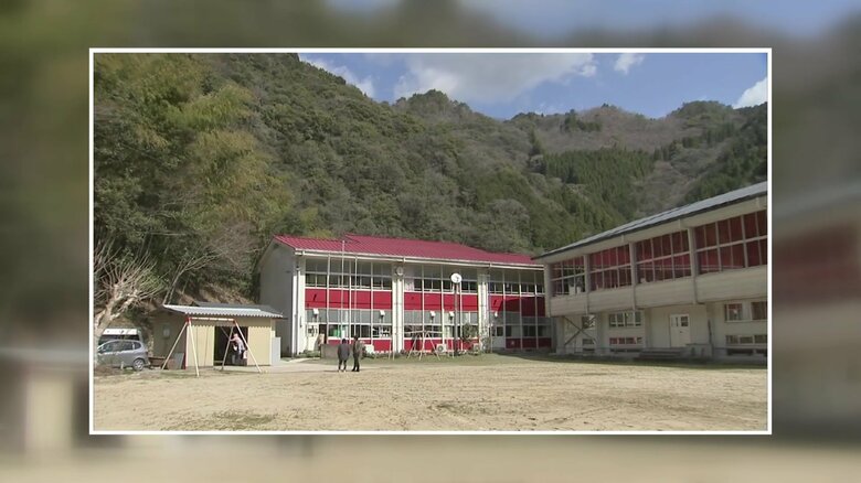 休校になった小学校