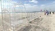 “16年ぶりの海開き”浪江町・請戸海岸　津波で被害受けた海岸に海水浴客の姿戻る