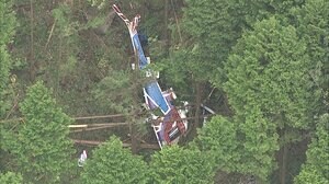ホバリングの際にヘリ墜落か 国交省が現地調査 長野・大桑村