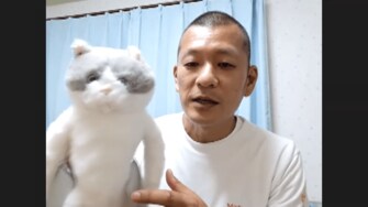 追跡 ニセ猫型リュックだまされたu字工事 全然違うベな 中国業者は直撃に 模倣は当然