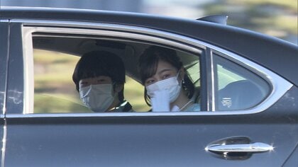 【速報】“和服姿”の悠仁さま　姉･佳子さまと笑顔で皇居へ　両陛下に新年の挨拶