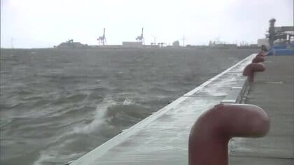 12日にかけて暴風雪による建物被害や交通障害に警戒を　24時間降雪量は多いところで60センチ　秋田