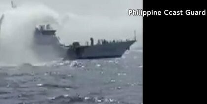 「ただちに立ち去れ」中国海警局の船がフィリピン巡視船を取り囲む　緊迫の同乗取材…別エリアでは中国船が漁船に放水も　南シナ海