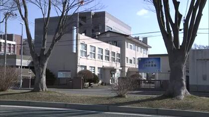 女性の部屋に忍び込み下着など盗んだ防衛事務官の男、懲戒免職に　一審で有罪判決受ける　秋田