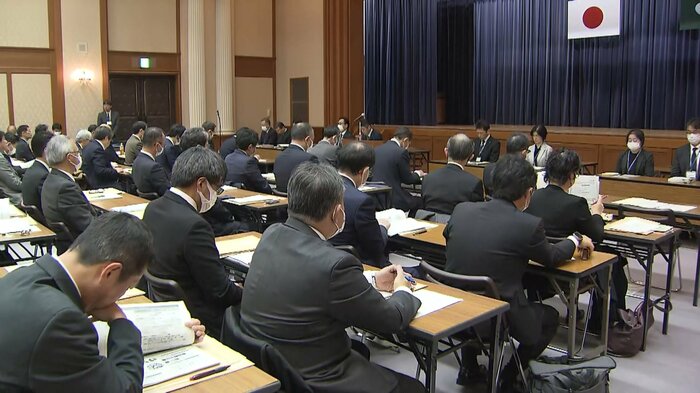 臨時の県立学校長会議