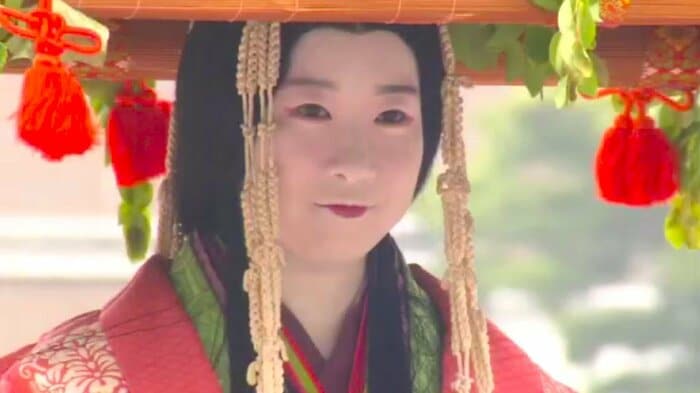「斎王代」を務める山内彩さん