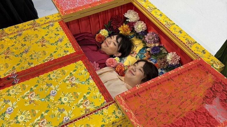 “死”のフェスティバルで臓器提供を考える　日本でドナーが増えない理由と3つの疑問　週9人が移植待ったまま死亡｜FNNプライムオンライン