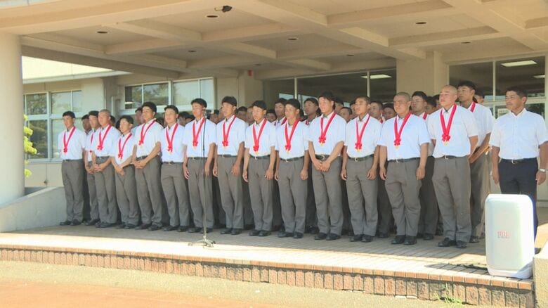 期待背負い夢舞台へ！新潟代表“中越ナイン”甲子園へ出発「全力で戦って勝ちたい」 8月5日開幕｜FNNプライムオンライン