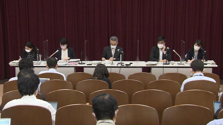 学力テストの結果について、文科省などが記者会見を行った（7月22日）