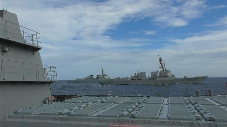 16日に日本海で行われた日米韓共同訓練（提供：自衛隊）