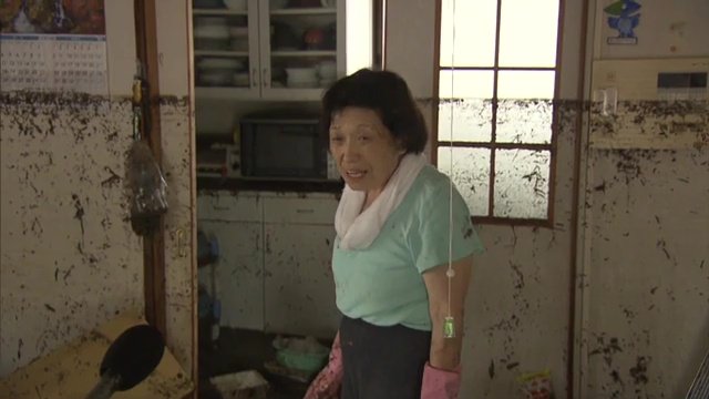 短時間で強雨になり瞬く間に浸水　最初のしとしと雨に判断が鈍る