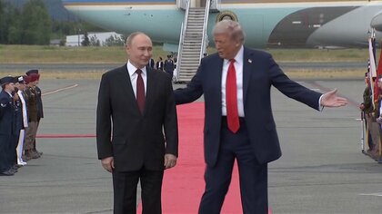 ロシア・プーチン大統領がアラスカ州アンカレジに到着　アメリカ訪問は10年ぶり　米露首脳会談