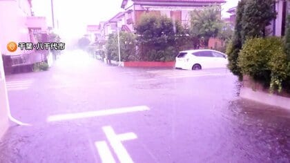 千葉県きょうも非常に激しい雨の予想　昼頃から発達した雨雲が次々と流れ込む見込み　土砂災害に厳重警戒