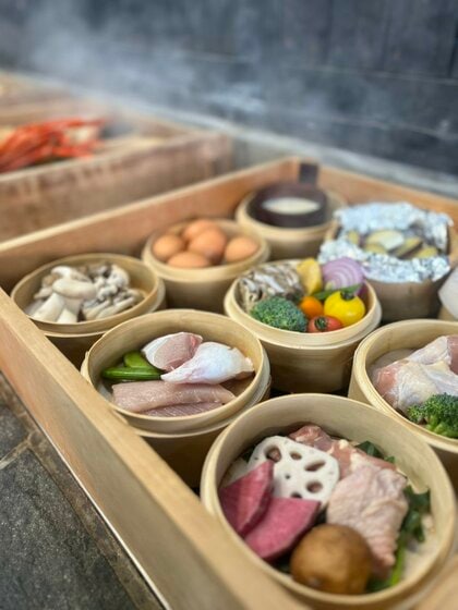 【リニューアル効果】地獄蒸し料理専門店「蒸汎景（じょうはんけい）」、メニュー刷新後の売上が前年同期比140％を記録