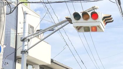 ハワイ様の不思議な電線