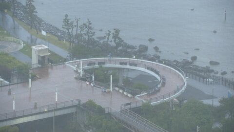 東京23区でゲリラ雷雨発生中　埼玉県南中部と北東部に大雨警報　夜にかけ急な雨や雷雨に注意
