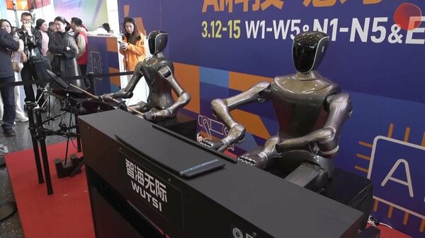 最新「家電ロボット」が続々登場 ボクシングもできる人型ロボットは197