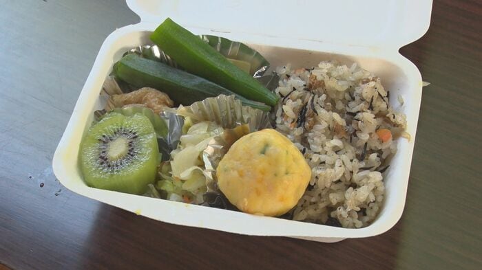 1食100円で弁当を提供している「新町みんな食堂」