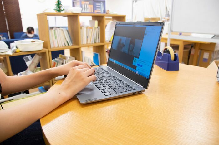 若者は電話や窓口で相談する文化が無いので支援の仕組みは”不平等”