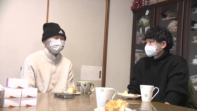 明日真さんと山口議員(2024年1月24日撮影)