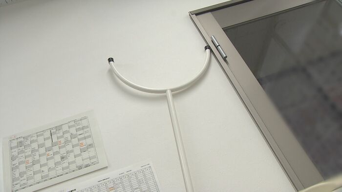 教室に置かれた「さすまた」