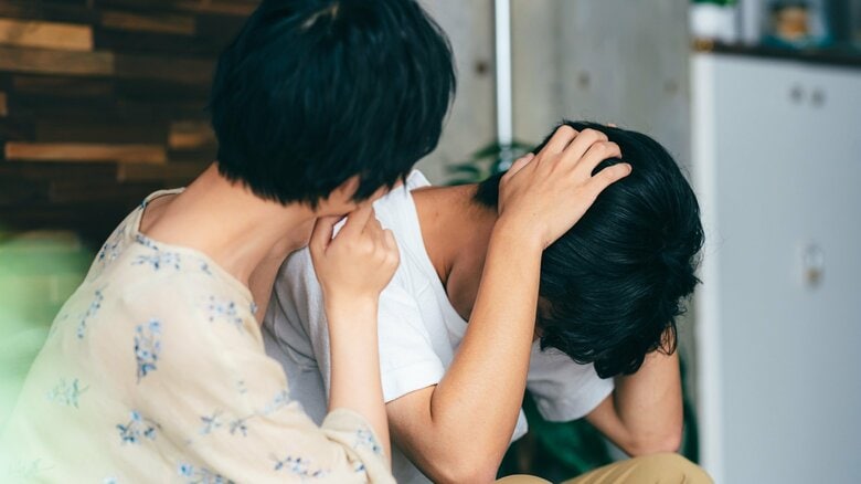 家族が「ギャンブル依存症」かもしれないならどうすべき？自覚を促すための“判別テスト”と回復までの流れ｜FNNプライムオンライン