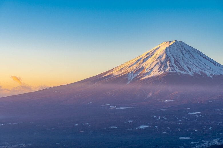 今日予約スタート！富士山に1日4000人の入山規制で事前予約システム　山梨・吉田ルートで通行料2000円も｜FNNプライムオンライン