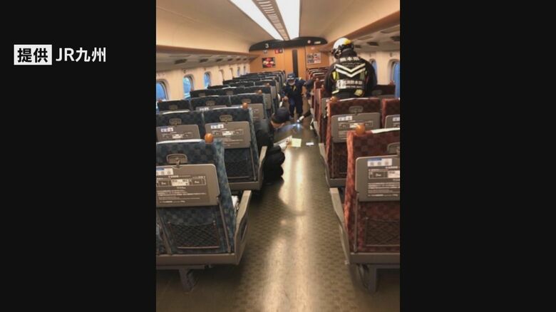 九州新幹線「さくら401号」の車内