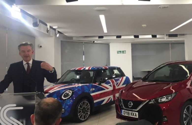 2月 英国自動車工業会 マイケル・ホーズ会長 ロンドン・ウェストミンスターにて