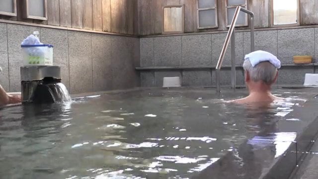 暑熱順化に効果的な入浴だが…熱いお風呂に長時間入浴することは厳禁
