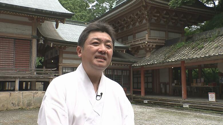 柞原八幡宮の長沢周一郎禰宜