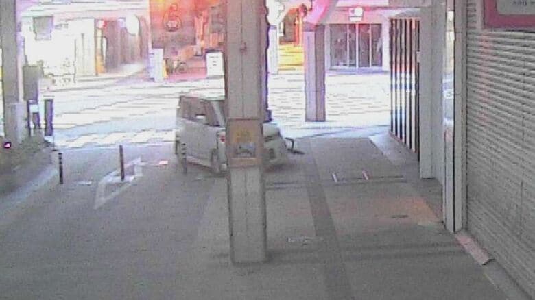 防犯カメラの映像(提供：古町通六番町商店街振興組合)
