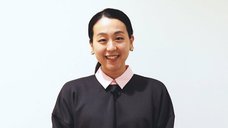 宇野へのメッセージを送る浅田真央さん