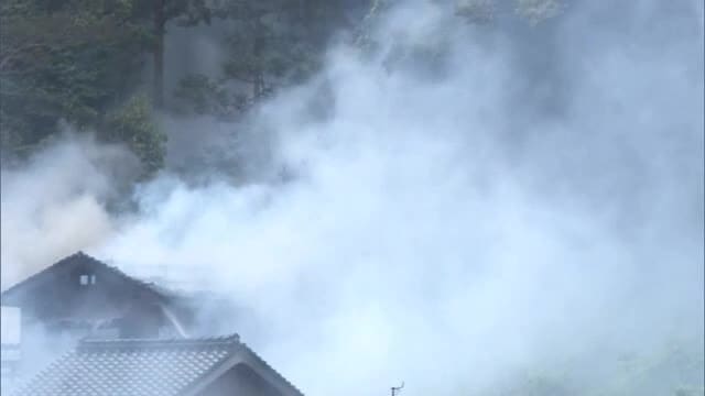 強風にあおられたか…消火作業難航 大田市で民家火災 焼け跡から1人の遺体見つかる（島根）