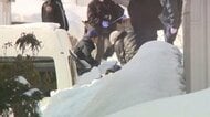 「人の足が見える」雪に埋まった高齢女性が救助されるも死亡～自宅屋根からの落雪に巻き込まれたか〈北海道旭川市〉