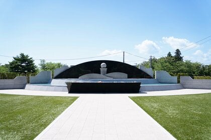 墓に対するニーズが変化？複数の遺骨を同じ場所に埋葬する「合葬墓」に想定を上回る申し込み…背景を神戸市に聞いた