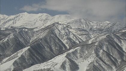 北アルプス白馬乗鞍岳で男性が遭難　別の登山者が110番通報「手と口から出血、会話があいまい」　県警ヘリで救助へ