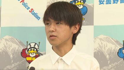 額から血を流し…「助けようと自然と体が動いた」高校生が転倒した男性を救護　将来は信頼される警察官に　