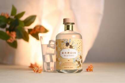 旬を逃さぬ一輪一輪の手摘みから。香り高き「金木犀GIN -MATOU-」ができるまで