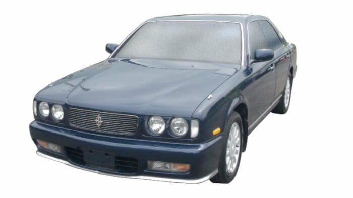 日産の「セドリック」提供:大阪府警