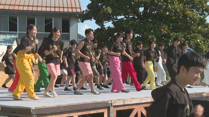 千曲市の屋代高校・附属中学校の文化祭「鳩祭」