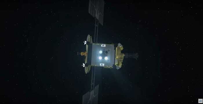 「イオンエンジン」を点火、地球帰還へ(提供:JAXA)