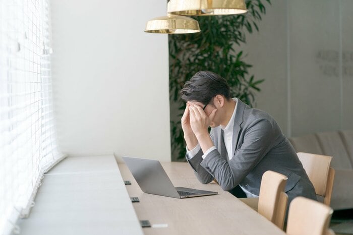 企画を提案しても以前と態度の違いが明らかに（画像：イメージ）