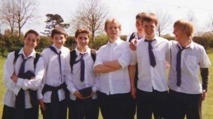 【世界の制服:英国編】スカートの制服が世界から消えるの?