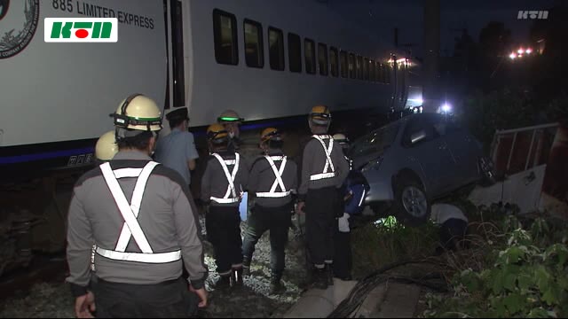 長崎県諫早市で特急かもめと乗用車が衝突事故 ケガ人なし