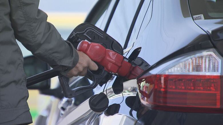 「アホちゃうか」県外客が驚き…全国一高い長野のガソリン価格190円台　愛知県より15円高い「よくみんな文句言わないな」　なぜ？知事「根本的な要因を把握する必要がある」｜FNNプライムオンライン