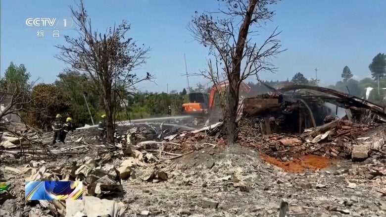 花火工場の爆発事故　死者は37人に　1人不明51人負傷　地元当局は8人を聴取　2月に化学物質の保管“不適切”と罰金　中国｜FNNプライムオンライン