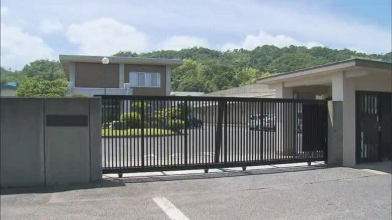 「生活音で苦情を言われたことに腹が立った」鳥取刑務所で受刑者2人が互いに暴行　双方を書類送検｜FNNプライムオンライン